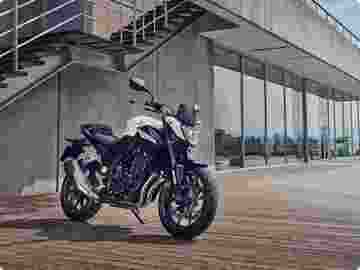 CB500 Hornet’te 450.000 TL’ye kadar vade farksız 12 ay taksit fırsatı.