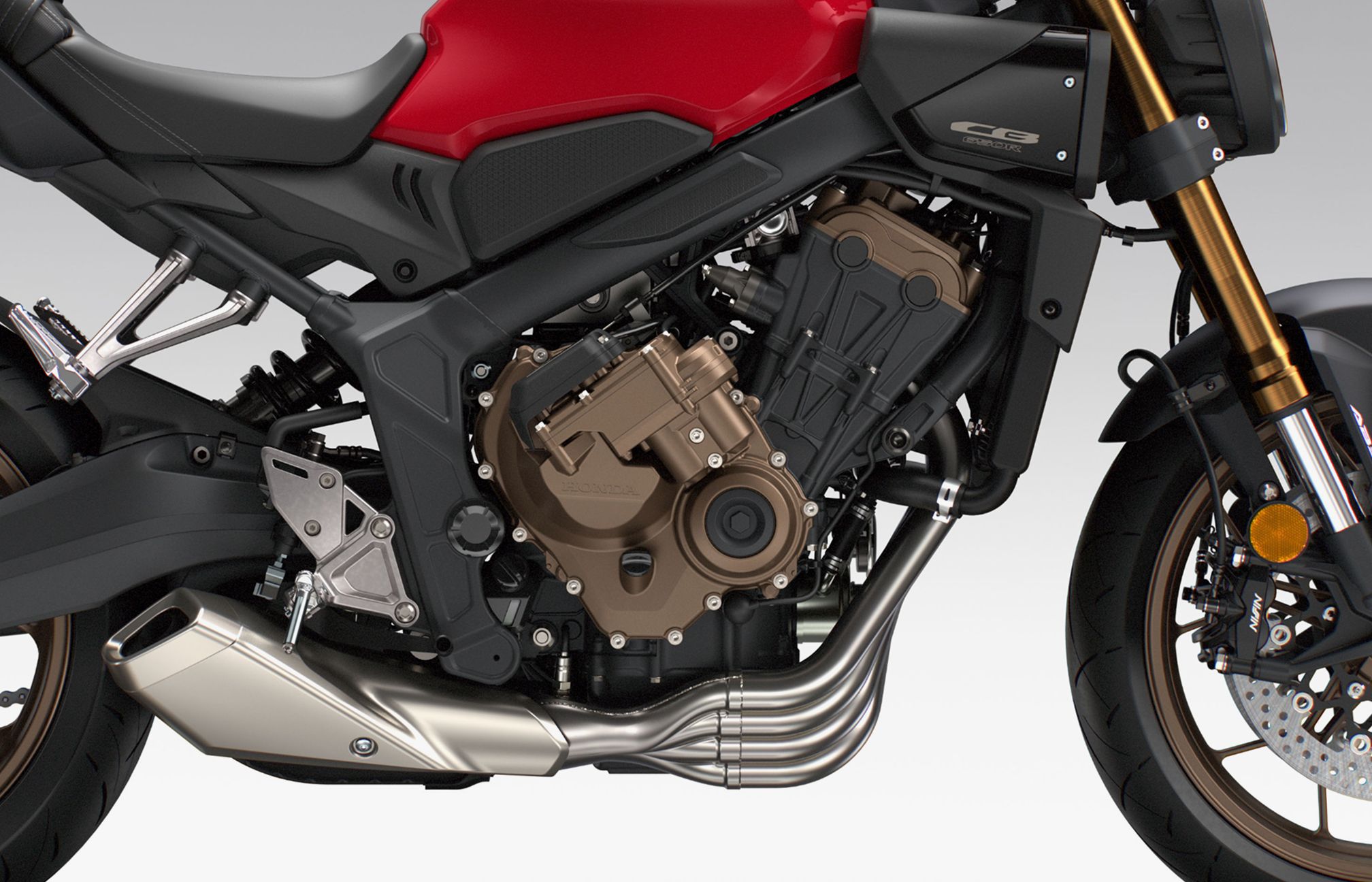 Honda CB650R sıralı 4 silindir