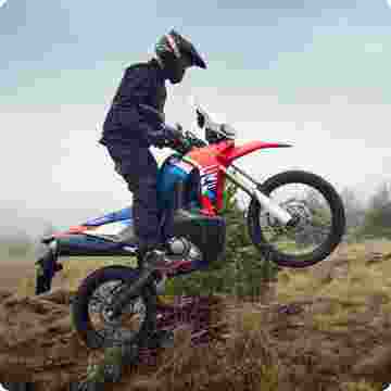 Hafif Şasisiyle Zorlu Koşullarda Rahat Sürüş