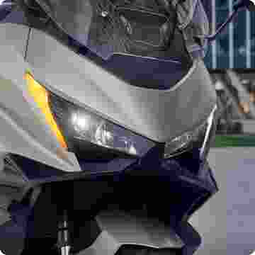 Güvenli Sürüş İçin Gündüz Farları image