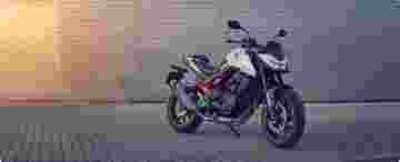 CB750 Hornet galeri görselleri