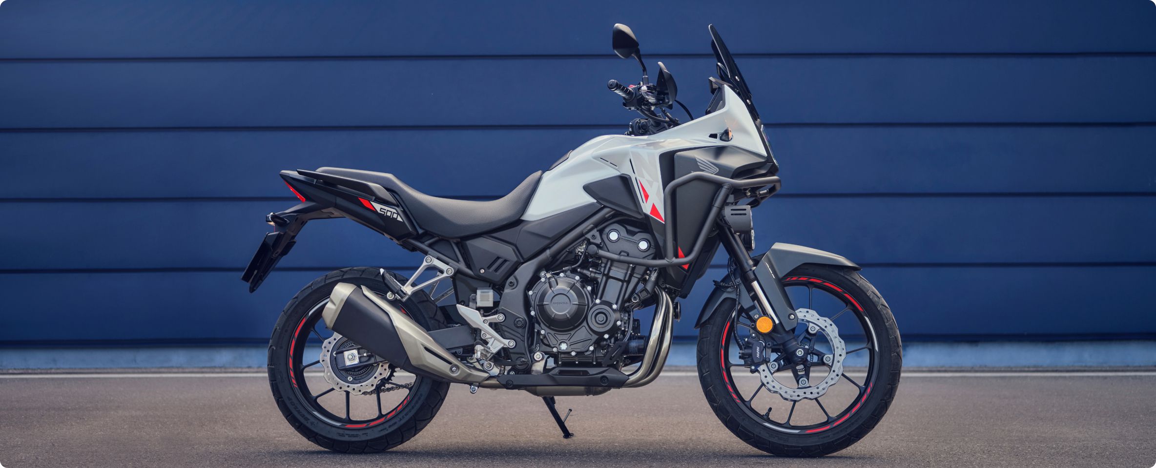 Yeni Deneyimlere: Yeni Honda NX500 Motosiklet | Honda Motosiklet